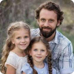 Family Photo Generator